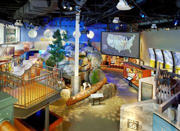 iowa/driftless-area/shop/national-mississippi-river-museum-aquarium