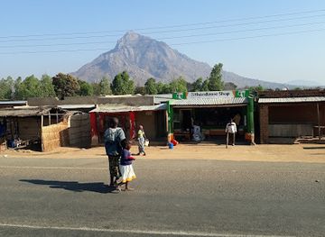malawi/mulanje-massif/shop/naminjiwa-trading-centre