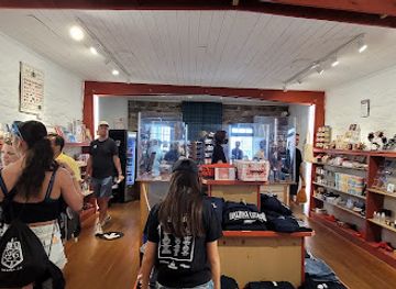 canada/halifax/downtown-halifax/shop/halifax-citadel-gift-shop