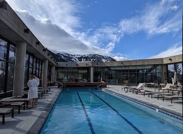 utah/snowbird-ski-resort/shop/the-cliff-spa