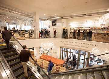 The Shops at North Bridge
