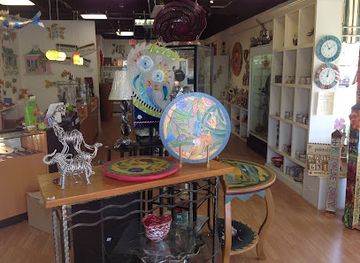 florida/naples-beach/shop/random-acts-of-art