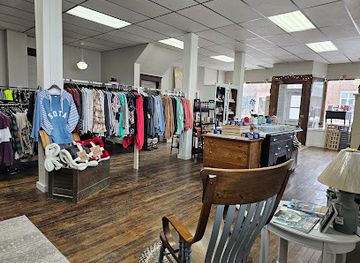 minnesota/mille-lacs-lake/shop/the-timeless-trunk