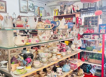 california/sacramento/shop/antique-annie-s