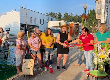 wisconsin/great-river-road/shop/create-happy-gift-shop