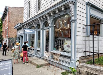 new-york/hudson-valley/shop/white-whale-limited