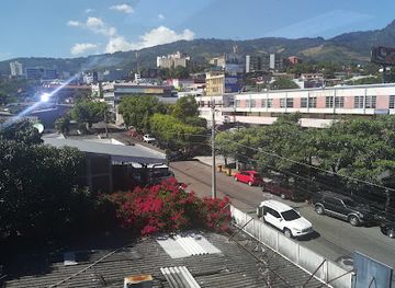 el-salvador/san-salvador/colonia-escalon/shop/balam-quitze-mall