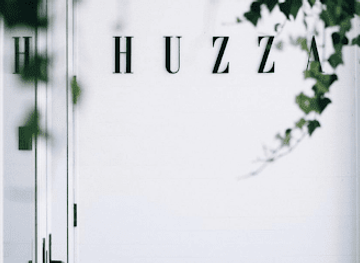 michigan/harbor-springs/shop/huzza