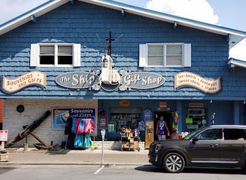 new-york/thousand-islands/shop/ship-gift-shop