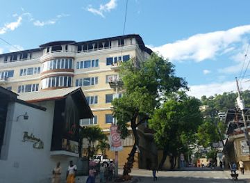 haiti/petionville/shop/bellevedere