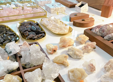 switzerland/vaud/shop/by-nora