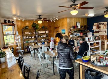 minnesota/grand-marais/shop/the-fisherman-s-daughter-at-dockside-fish-market