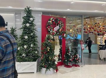 south-korea/gyeonggi-province/shop/the-hyundai-seoul