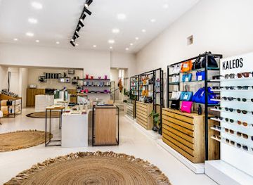 greece/athens/plaka/shop/potpourri-concept-store