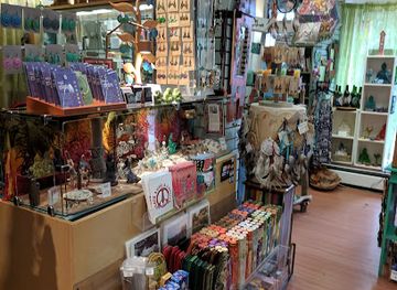 Laughing Moon Boutique