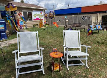 south-dakota/jewel-cave-national-monument/shop/whirligigs