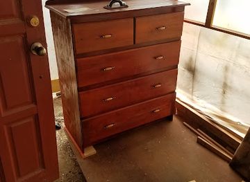 dominica/layou-river/shop/grove-and-donnie-joinery-workshop