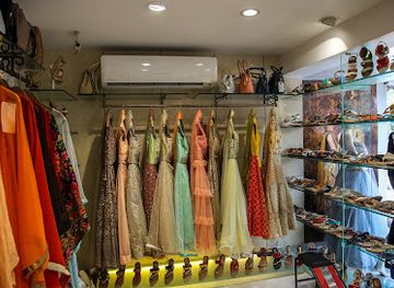 india/nashik/college-road/shop/aashi-luthra-best-lehenga-shops-in-nashik-fashion-designer-partywear-gowns