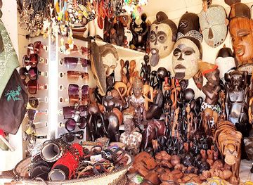 cabo-verde/maio/shop/aicha-s-beach-shop