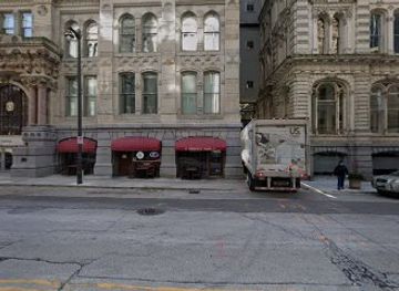 wisconsin/milwaukee/shop/swingin