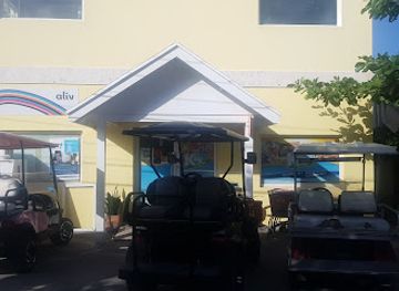 the-bahamas/harbour-island/shop/kay-markets