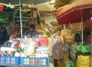 bolivia/uyuni/shop/shopping-central-av-potosi-edificio-barrios-flores