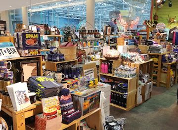 minnesota/minneapolis/downtown-minneapolis/shop/i-love-minnesota