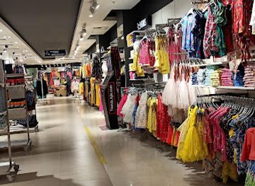 india/kochi/shop/centre-square-mall