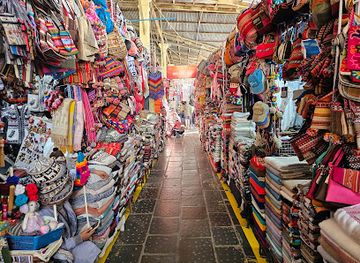 peru/south-coast/shop/mercado-central-de-san-pedro