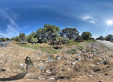 cameroon/bouba-njida-national-park/shop/gamba-market