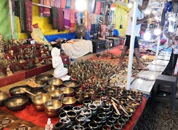 india/goa/baga/shop/tibetan-handicraft-and-souvenirs-market