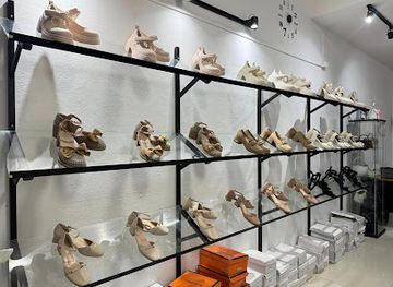 thailand/phi-pan-nam-range/shop/yb-outlet-shop