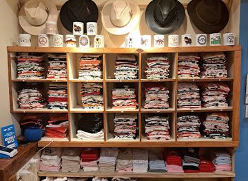 argentina/san-martin-de-los-andes/shop/huellas-de-la-patagonia