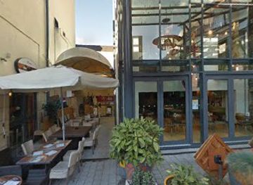 united-kingdom/cardiff/shop/elephants-and-flowres