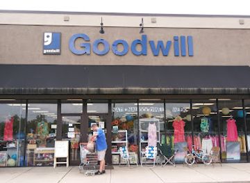 tennessee/oak-ridge/shop/goodwill-retail-store-job-training-center