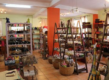 madagascar/antananarivo/shop/la-case-verte