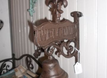 louisiana/lake-maurepas/shop/ruth-s-collectibles-and-gifts