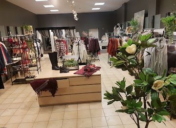 latvia/abava-river-valley/shop/outlet-bazaar