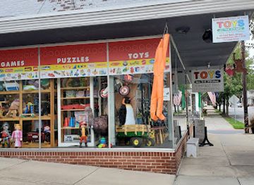 pennsylvania/central-pennsylvania/shop/toys-on-the-square
