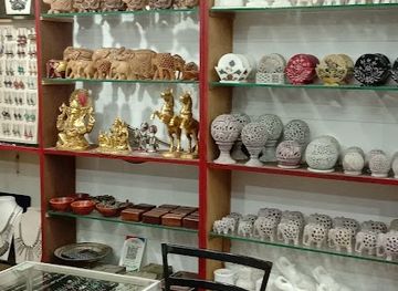 india/puducherry/auroville/shop/old-indian-emporium
