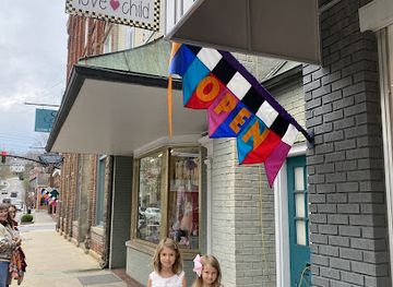 west-virginia/lewisburg/shop/love-child