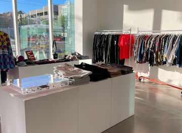 arizona/phoenix/downtown-phoenix/shop/now-or-never