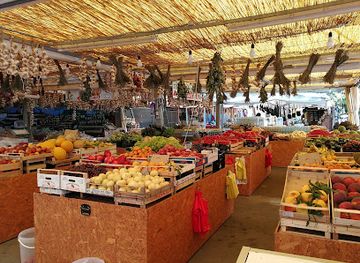italy/calanques-of-piana/shop/mercato-di-vieste