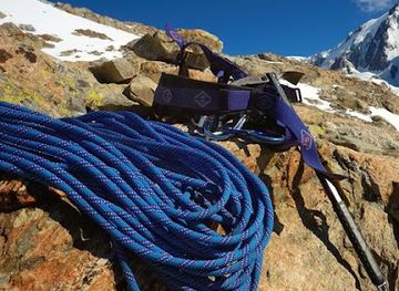 nepal/helambu-trek/shop/nepal-trekking-gear