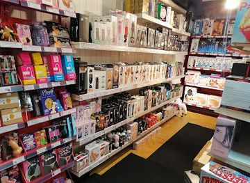 finland/kanta-hame/shop/punainen-kuu-oy-hameenlinna