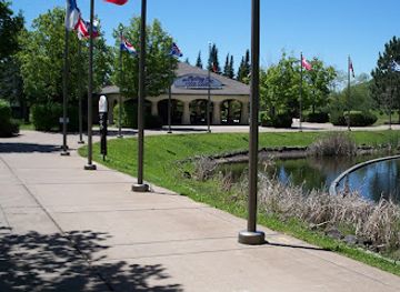 Minnesota Discovery Center Gift Shop