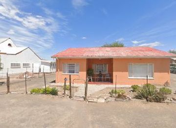 south-africa/karoo/shop/georgies-cash-store