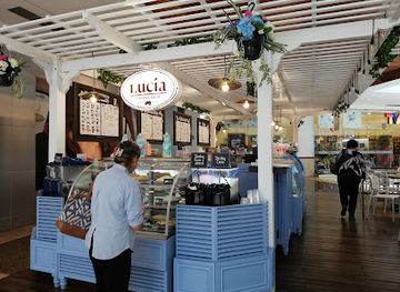 ecuador/southwest-coast/shop/scala-shopping-mall