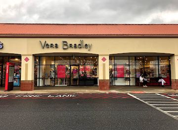 pennsylvania/hershey/shop/vera-bradley-factory-outlet