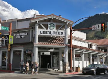 wyoming/jackson-hole/shop/lee-s-tees